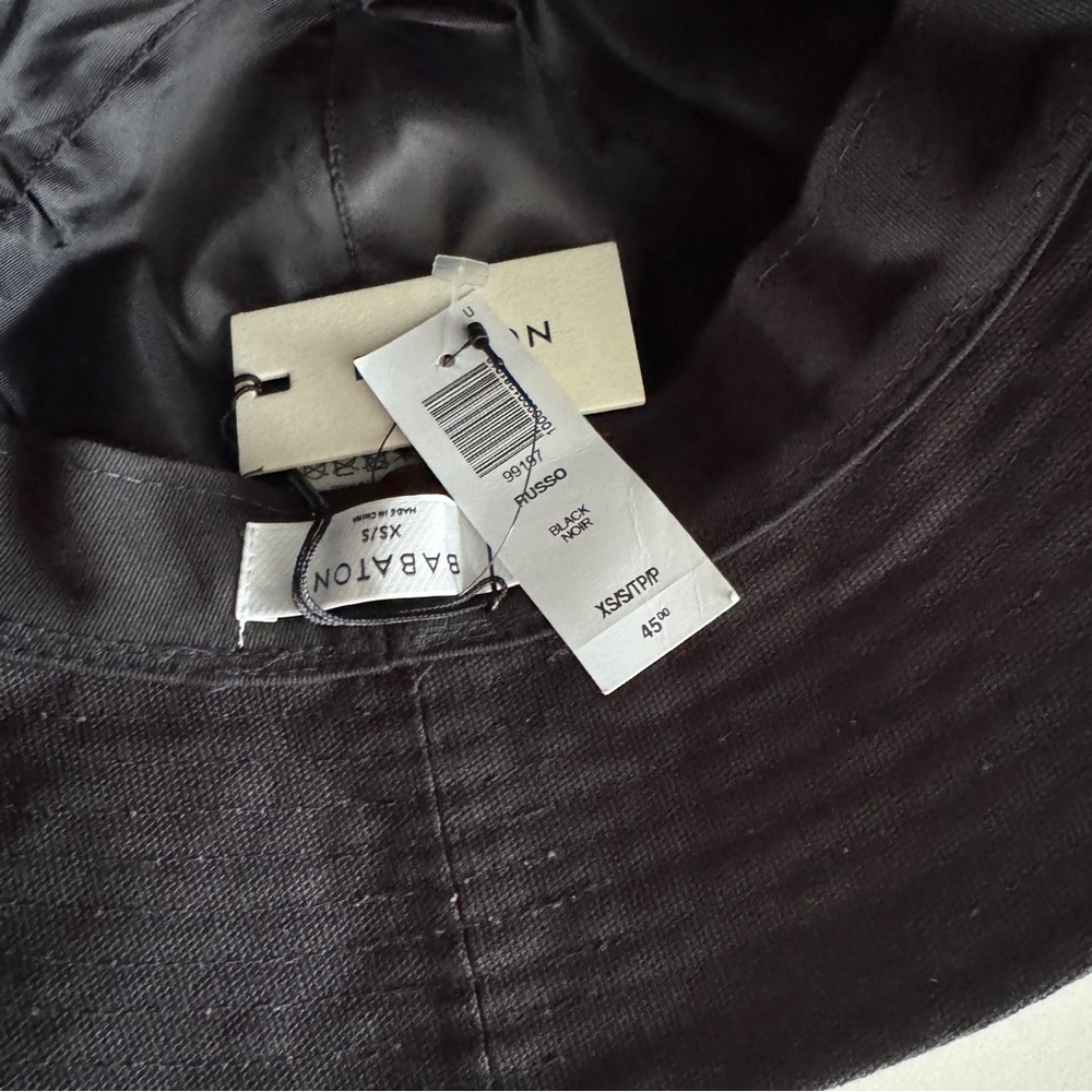 NWT Aritzia Babaton Russo Bucket Hat Black - Picture 5 of 5